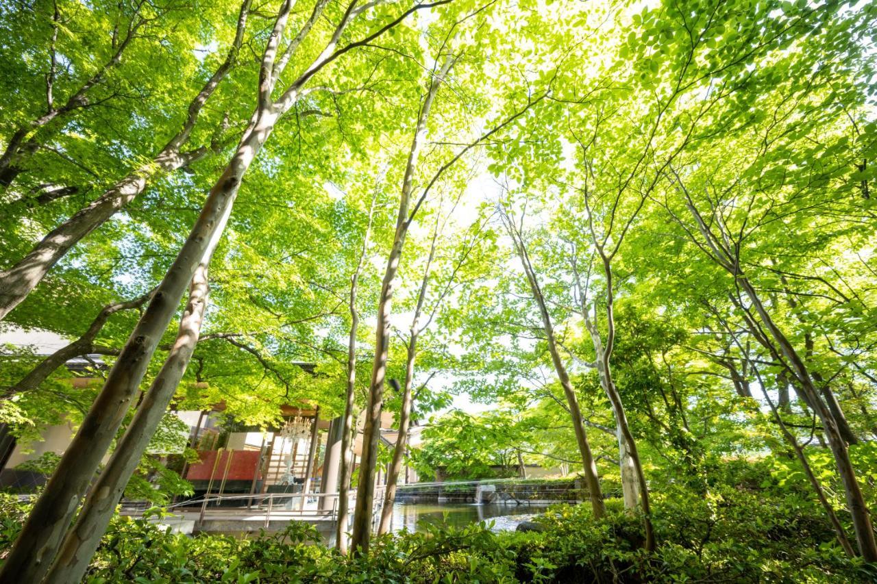 Iizaka Onsen Surikamitei Ohtori Hotel Фукушима Екстериор снимка