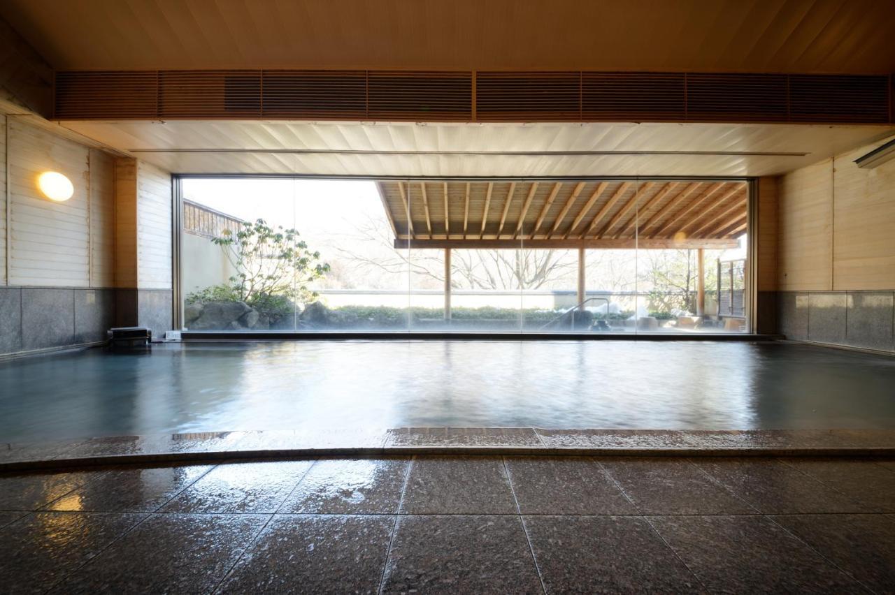 Iizaka Onsen Surikamitei Ohtori Hotel Фукушима Екстериор снимка