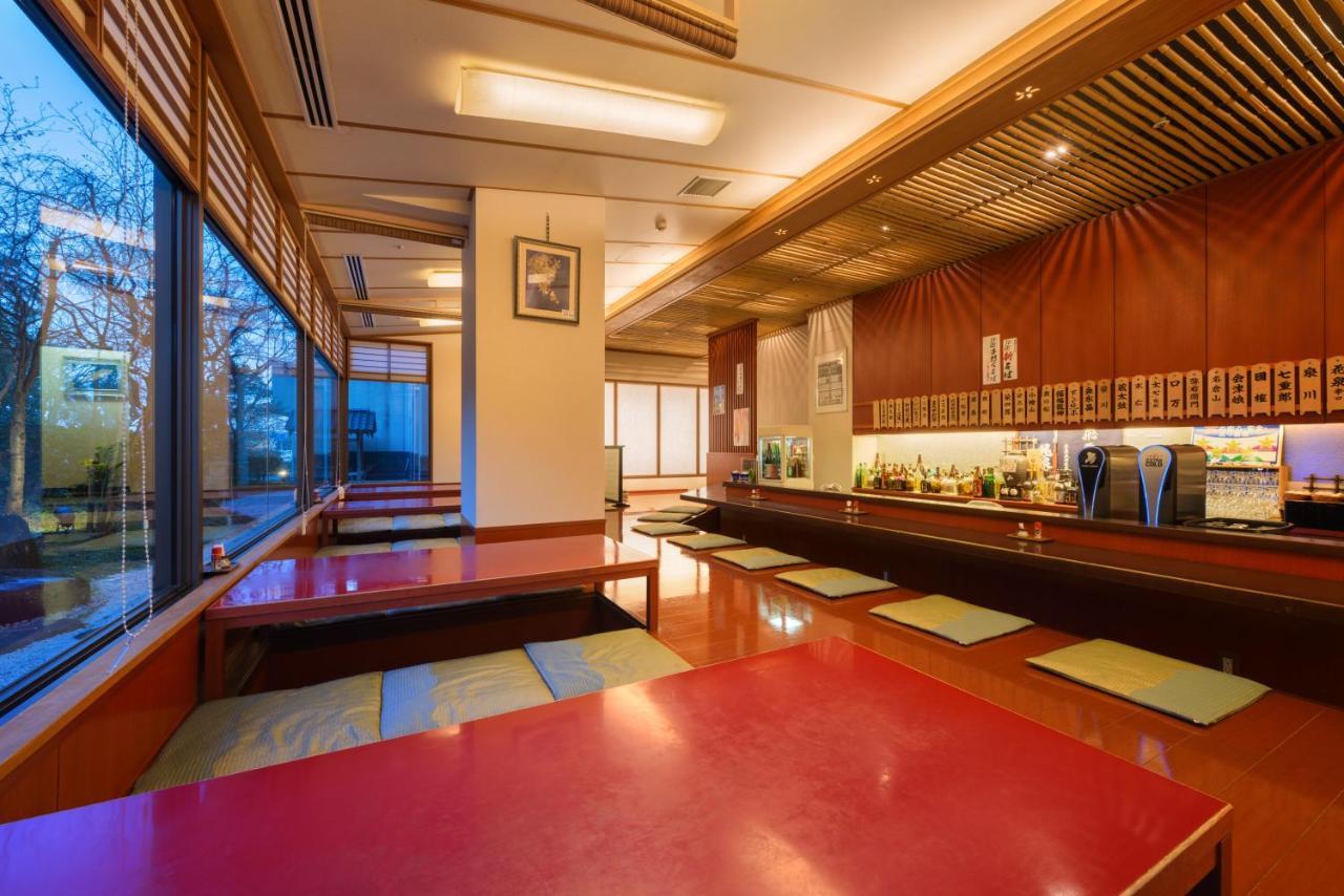 Iizaka Onsen Surikamitei Ohtori Hotel Фукушима Екстериор снимка