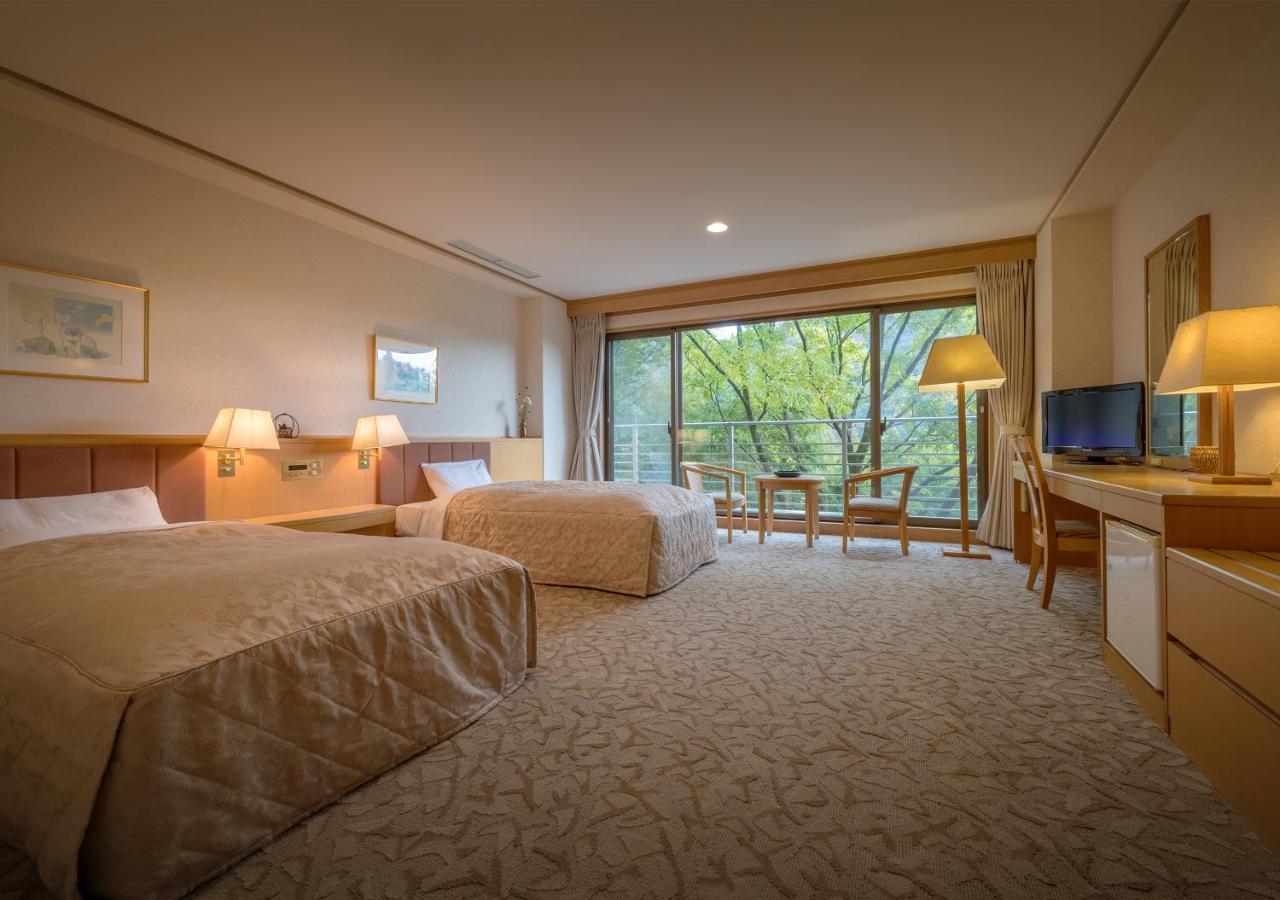Iizaka Onsen Surikamitei Ohtori Hotel Фукушима Екстериор снимка