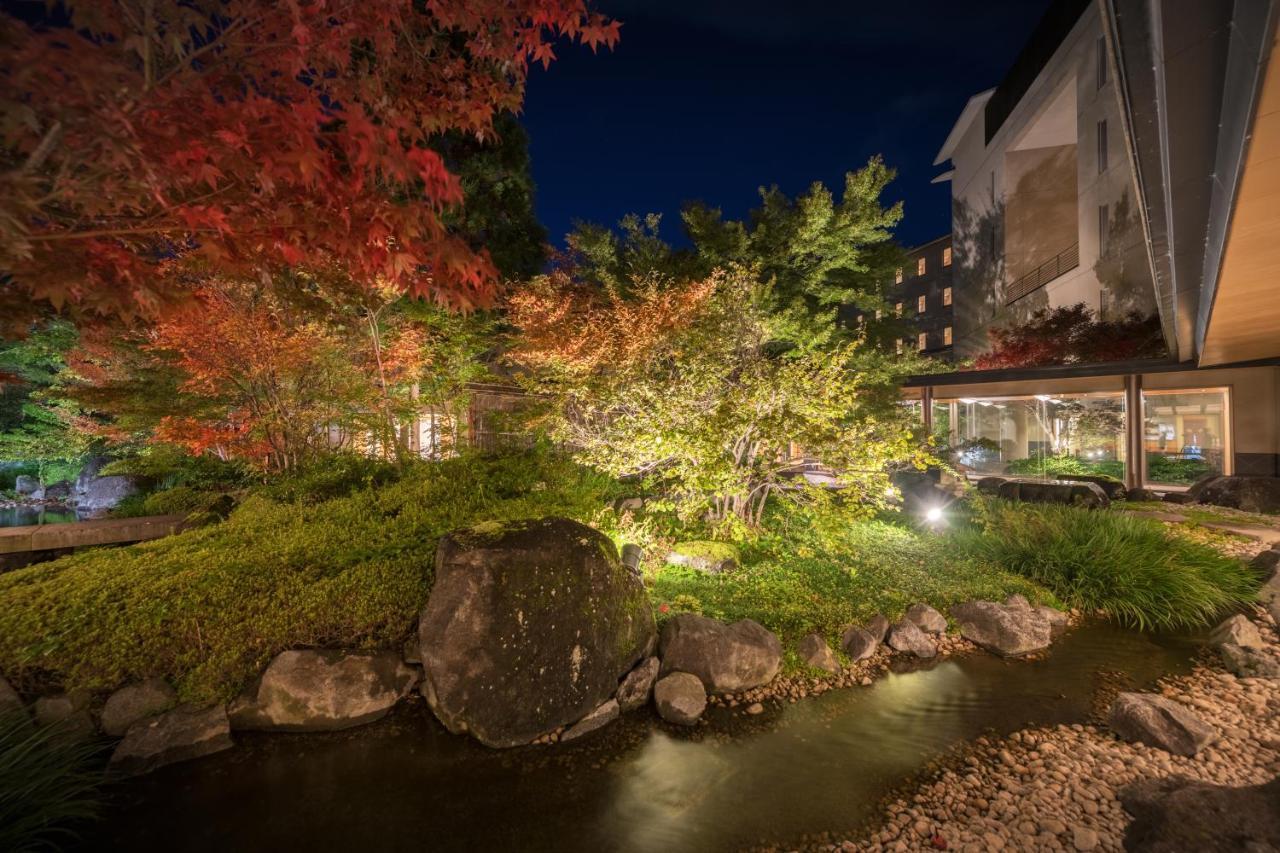 Iizaka Onsen Surikamitei Ohtori Hotel Фукушима Екстериор снимка